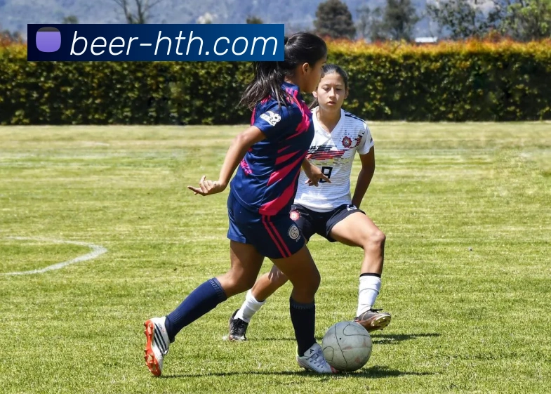 足球明星与运镜音乐的完美融合展现运动之美与激情的交响乐